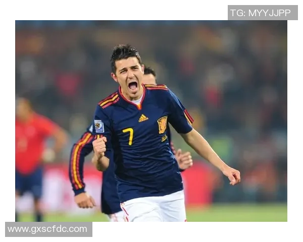 低调巨星不张扬 磨砺与坚持成就足球传奇 低调巨星不张扬 磨砺与坚持成就足球传奇