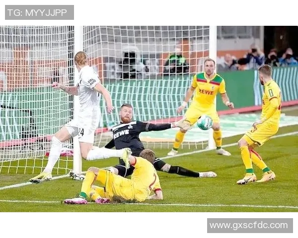 足球球星如何通过精准练习提升球场感觉与技术水平 足球球星如何通过精准练习提升球场感觉与技术水平