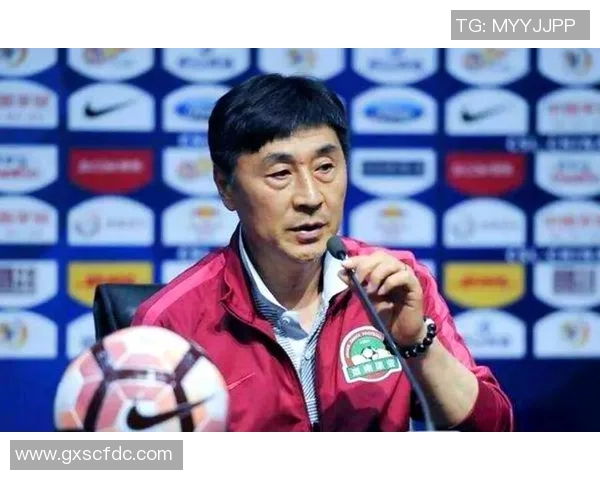 中国足球历史上的传奇球星与他们的辉煌成就回顾 中国足球历史上的传奇球星与他们的辉煌成就回顾