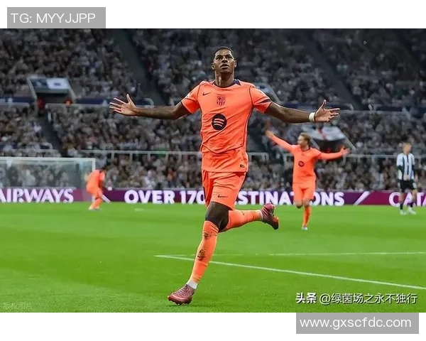 巴萨足球舞者闪耀绿茵场：揭秘几位经典球星的卓越表现与影响